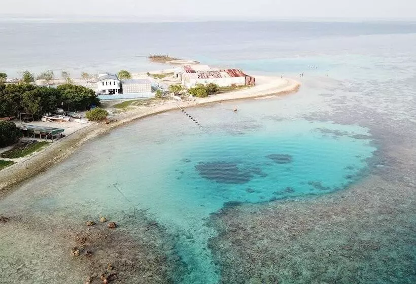 پانسیون Noovilu Suites Maldives
