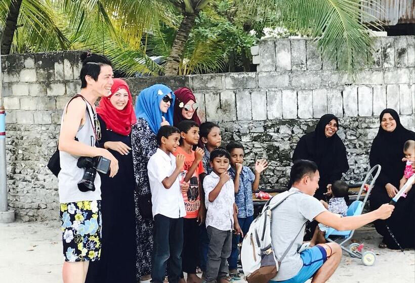 Pensió Noovilu Suites Maldives