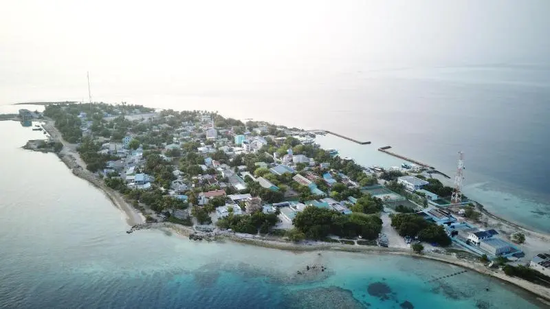 پانسیون Noovilu Suites Maldives