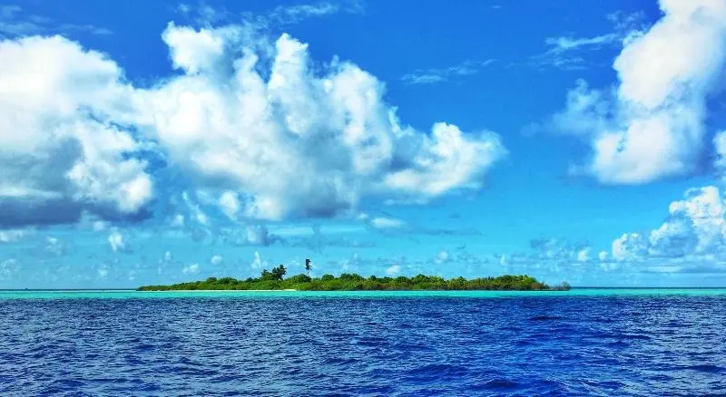 پانسیون Noovilu Suites Maldives
