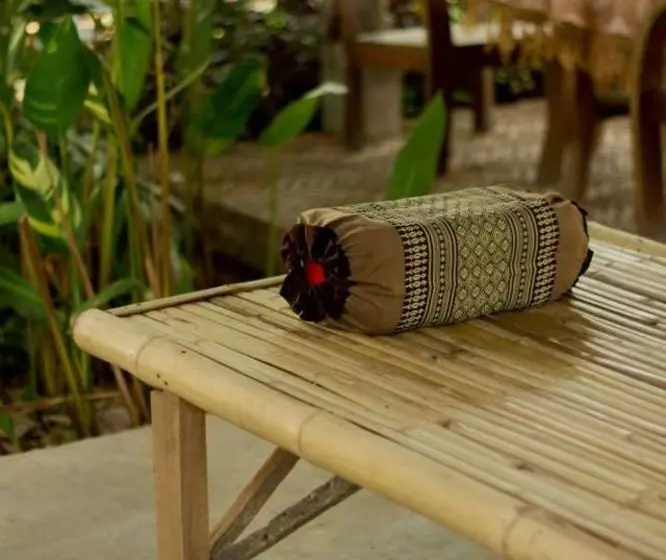 Majatalo Oeychandha Villa