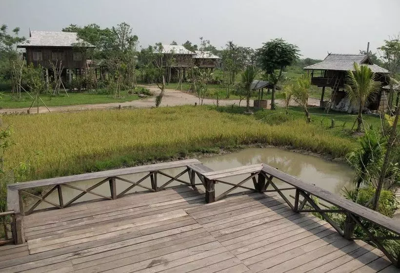 Majatalo Oeychandha Villa