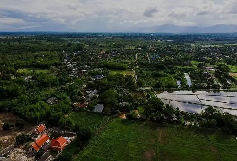 Majatalo Oeychandha Villa