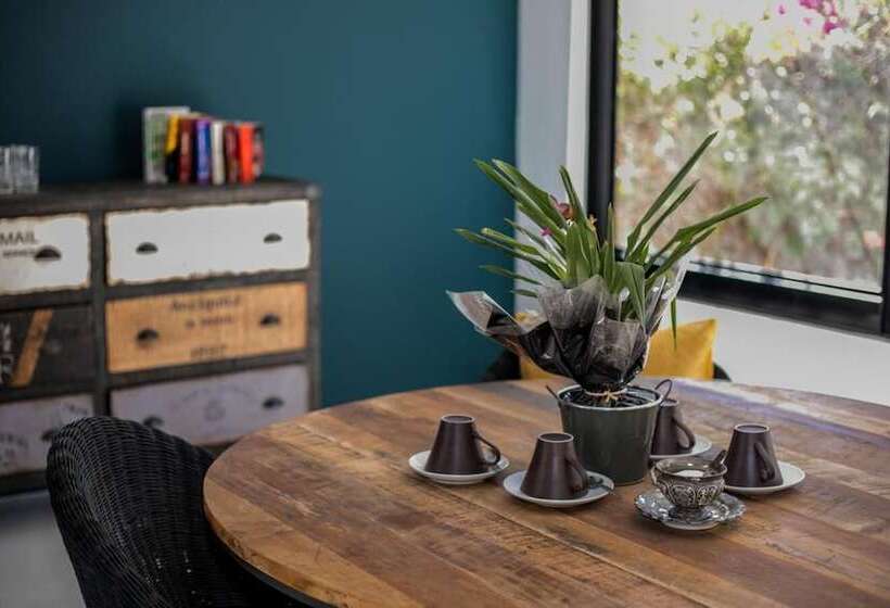 پانسیون Out Of Africa Guesthouse