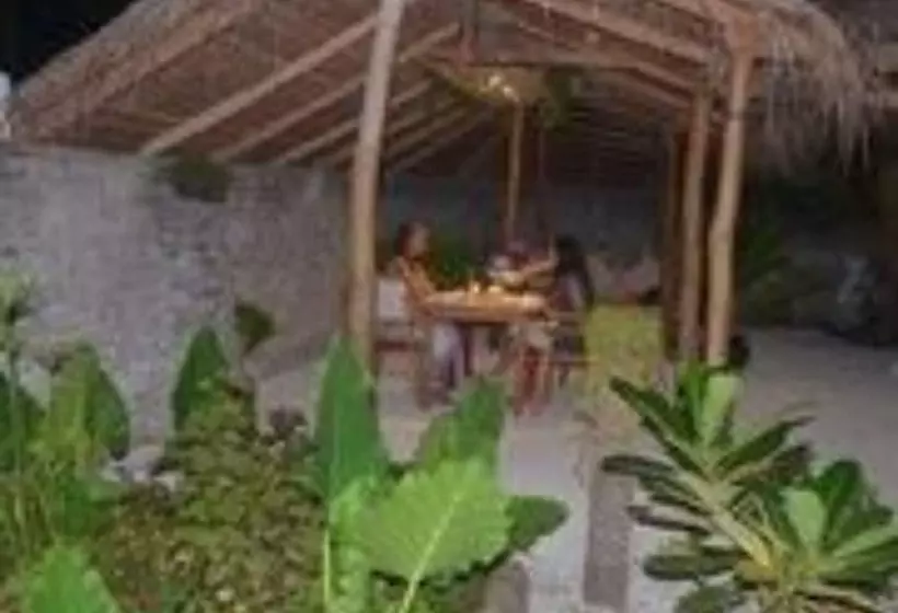 پانسیون Summer Shade Maldives