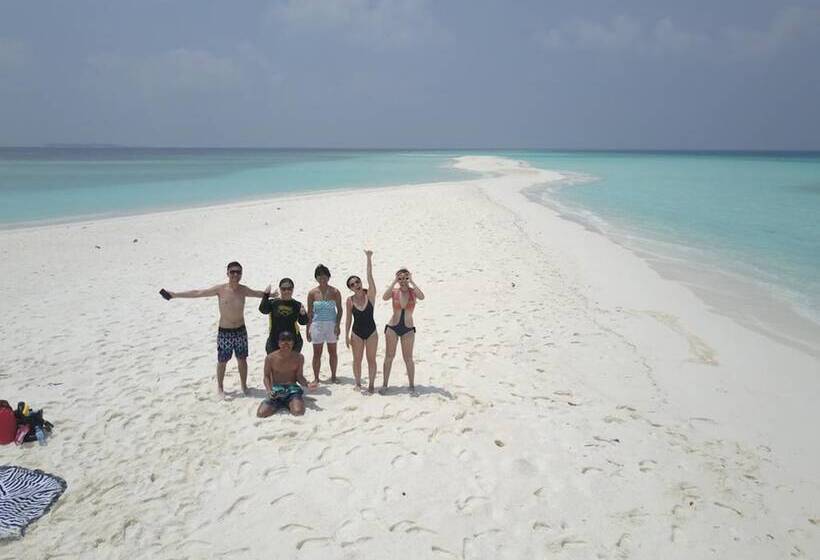 پانسیون Summer Shade Maldives