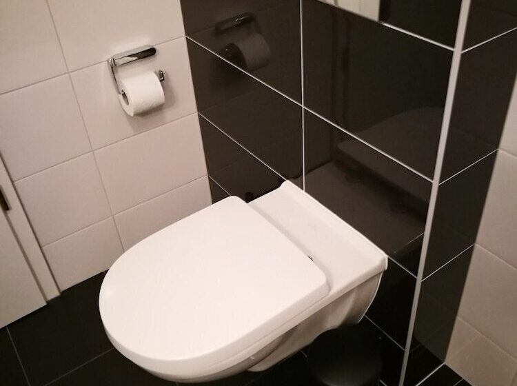 Shs Suite Home Sweet Strassen Iii