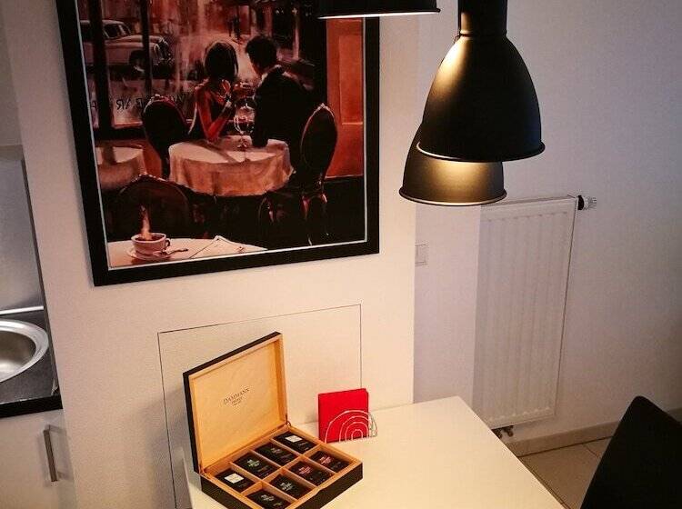 Shs Suite Home Sweet Strassen Iii