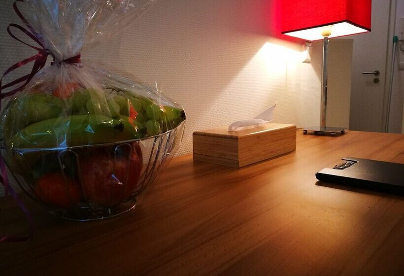 Shs Suite Home Sweet Strassen Iii