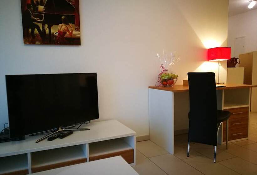 Shs Suite Home Sweet Strassen Iii