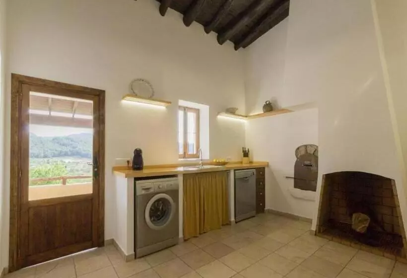 Típica Casa Rural Ibicenca Con Piscina Privada!