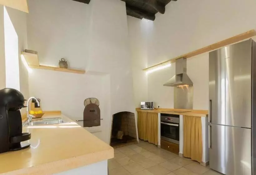 Típica Casa Rural Ibicenca Con Piscina Privada!