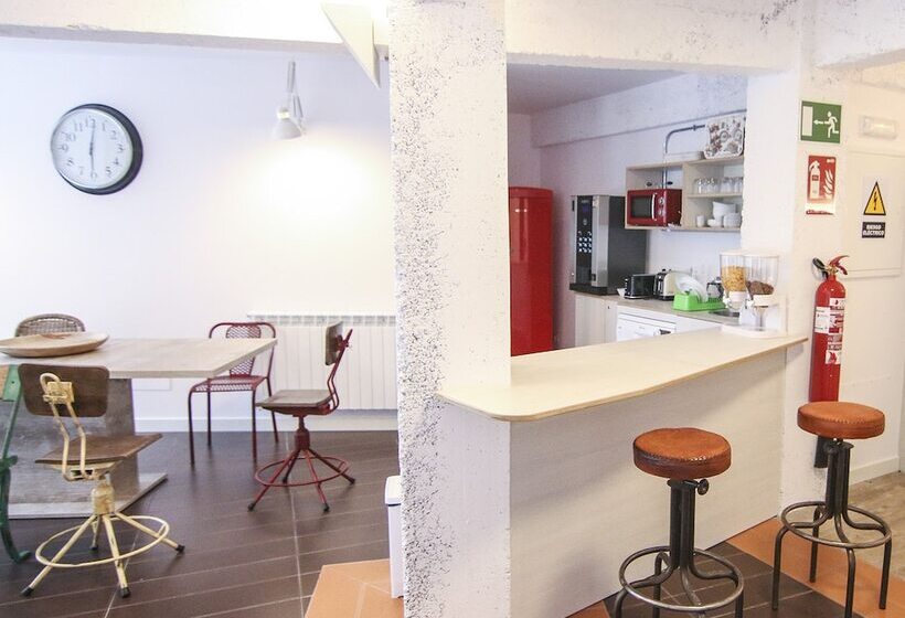 هاستل Enjoy Santander