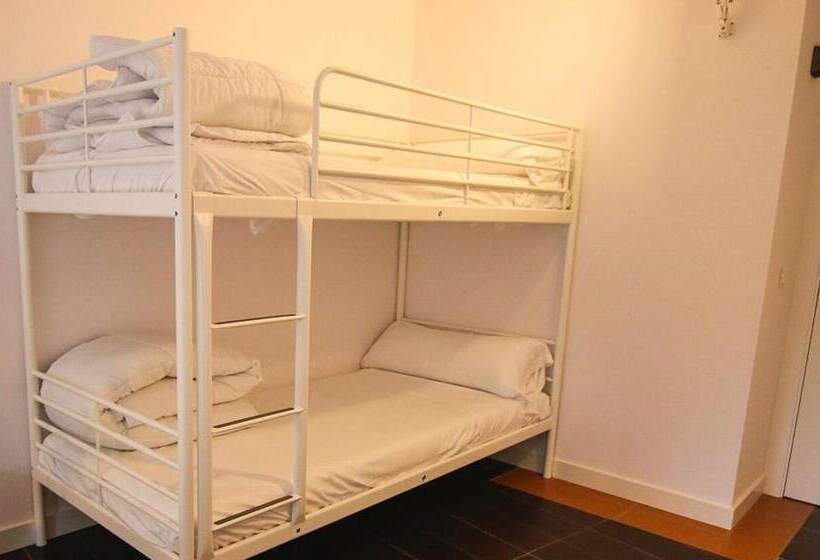 هاستل Enjoy Santander