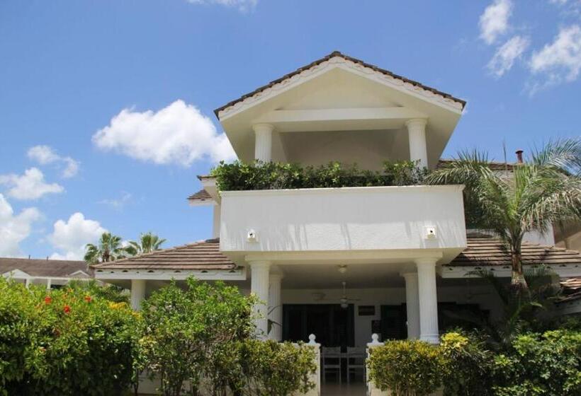 Es Josefina Las Terrenas