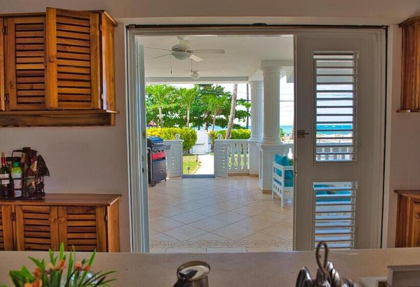 Es Josefina Las Terrenas