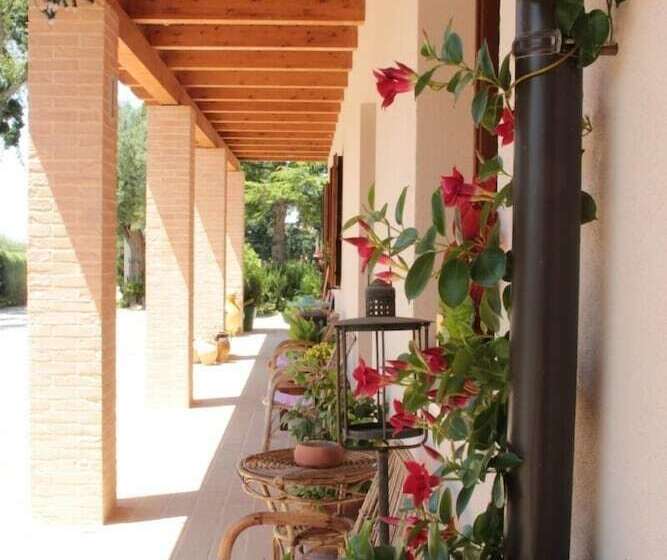 ホテル Agriturismo Ponterosa