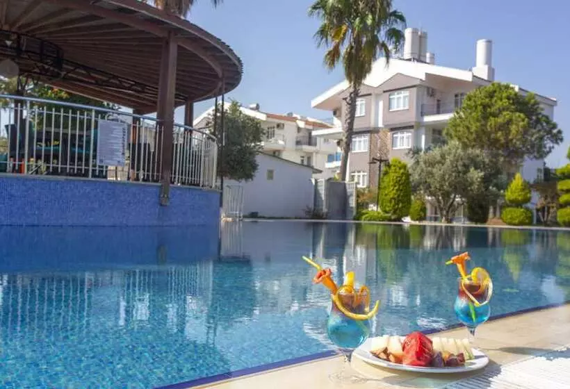 Hotel Ces Club
