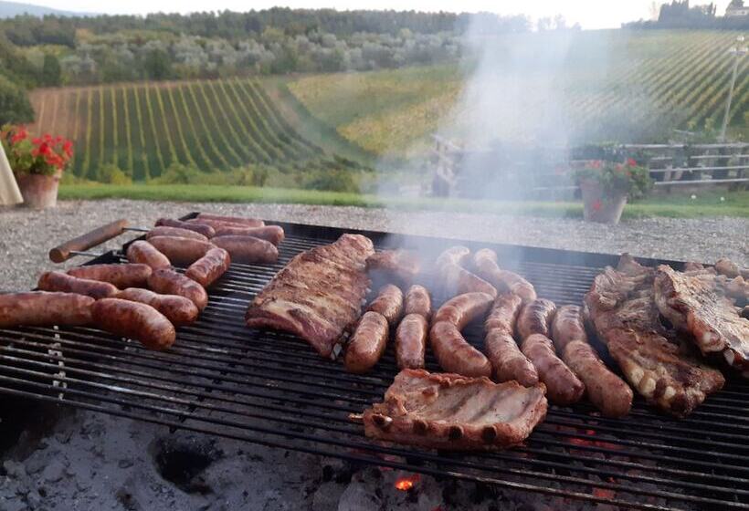 فندق Fattoria La Loggia