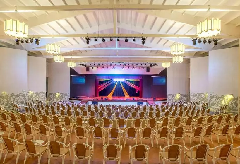 ホテル Iberostar Selection Holguín