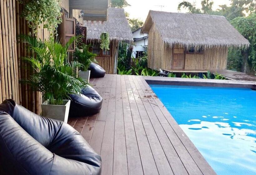 ホテル Lanna House Lanna Hut Chiangmai