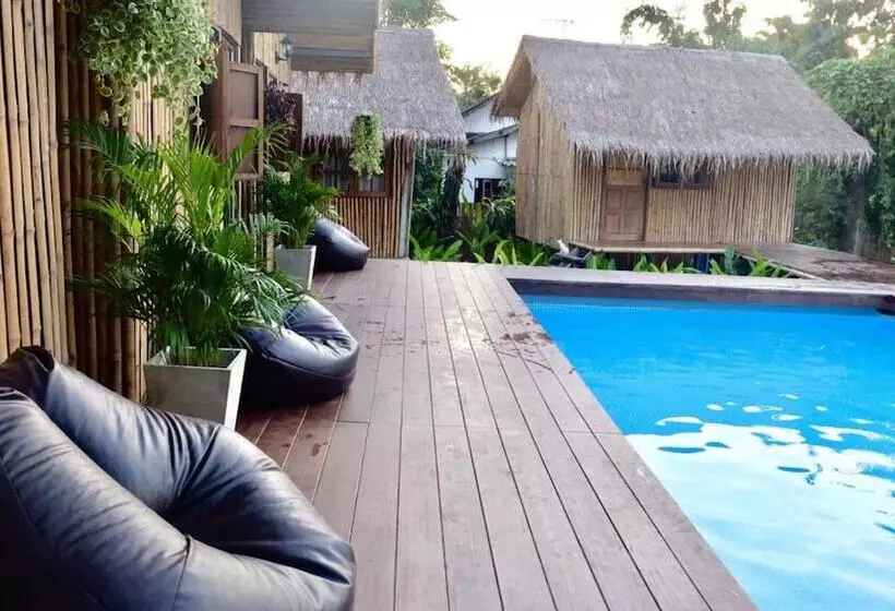هتل Lanna House Lanna Hut Chiangmai