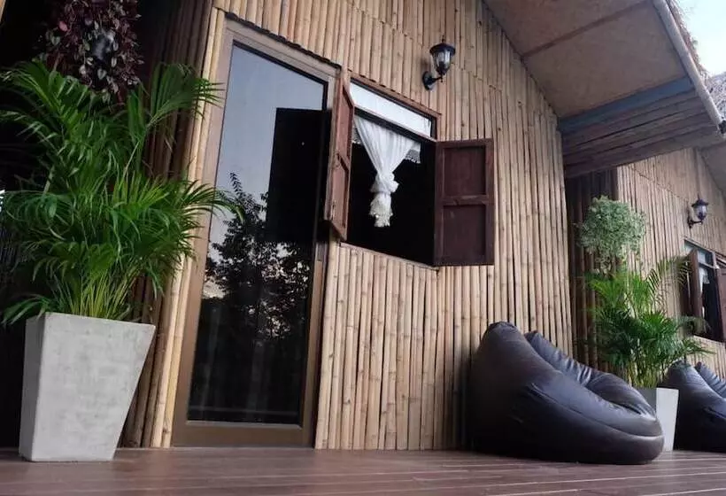 هتل Lanna House Lanna Hut Chiangmai