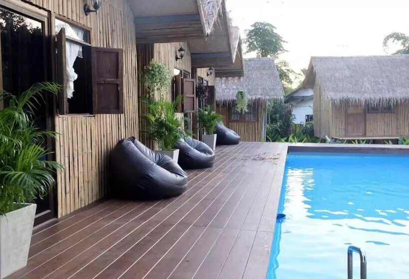 هتل Lanna House Lanna Hut Chiangmai