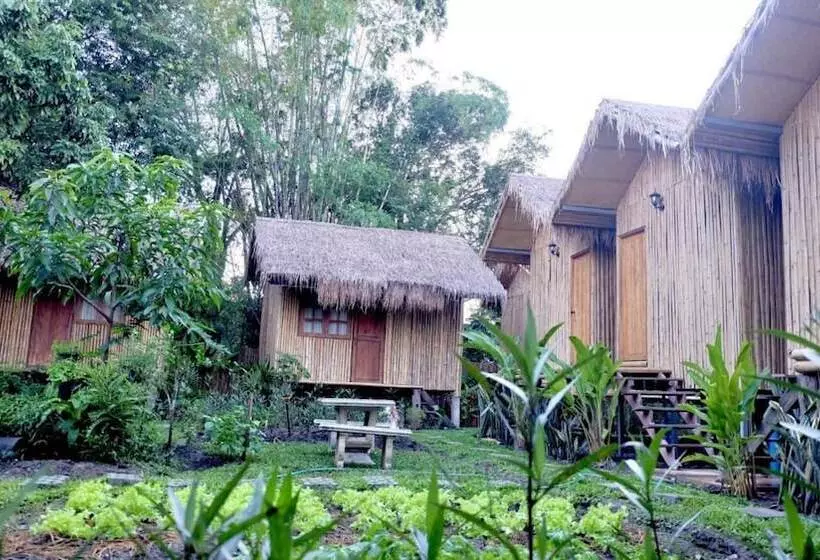 هتل Lanna House Lanna Hut Chiangmai