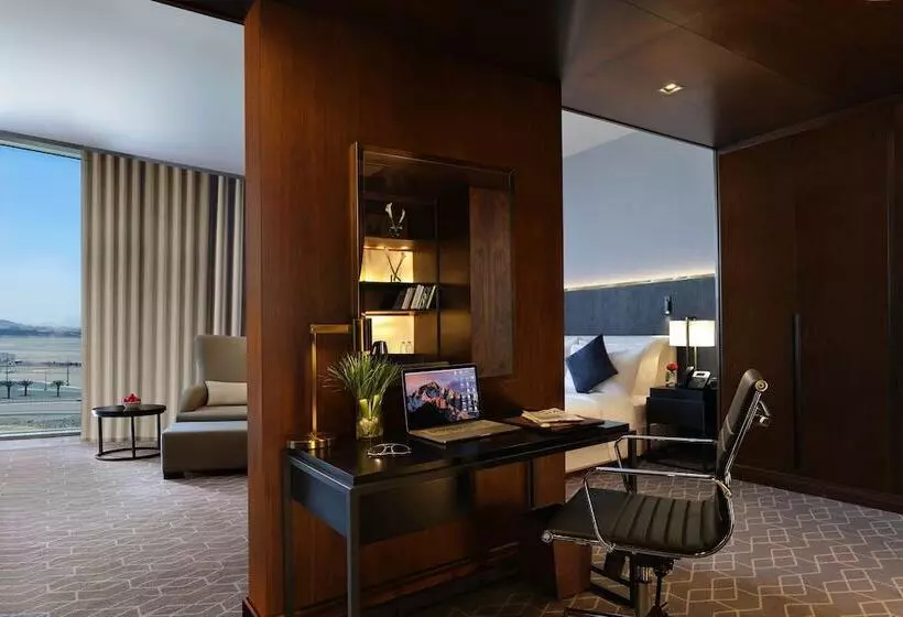 Hotelli Millennium Madinah Airport