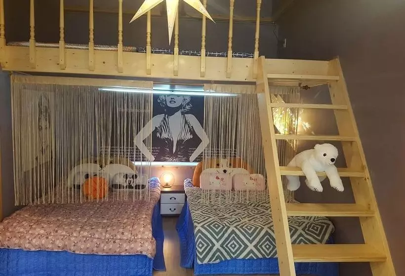 ホテル Pirate Ship Pension