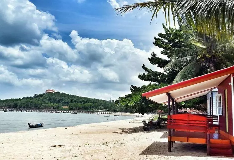 Hotelli Rungarpaporn Homestay