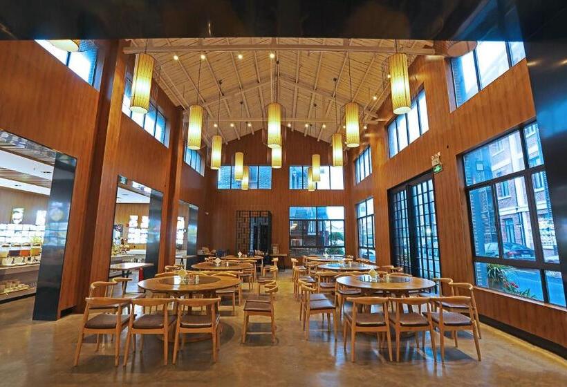 Lin Yin Holiday Hotel(pudong Airport)