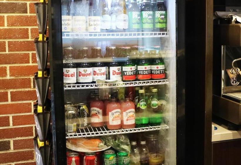 Lin Yin Holiday Hotel(pudong Airport)