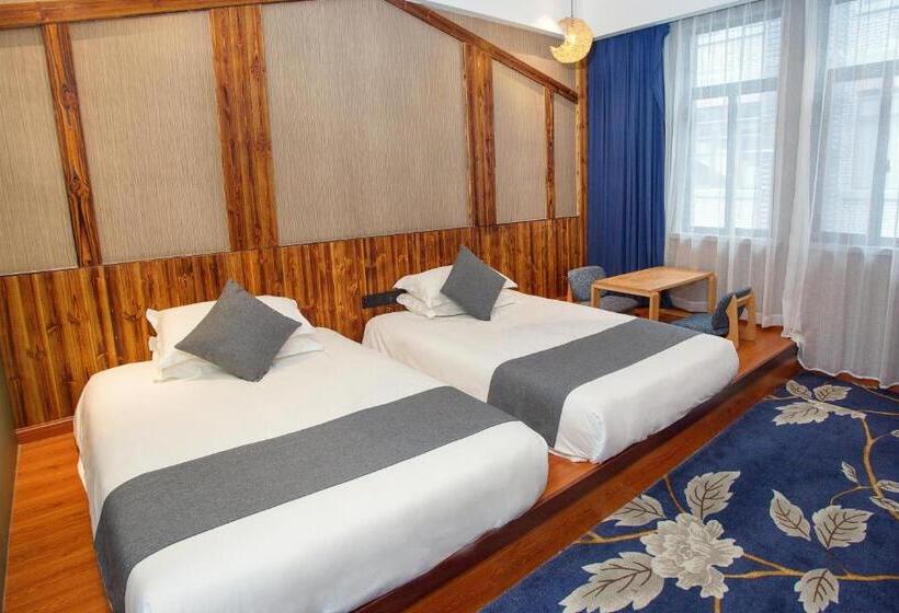 Lin Yin Holiday Hotel(pudong Airport)