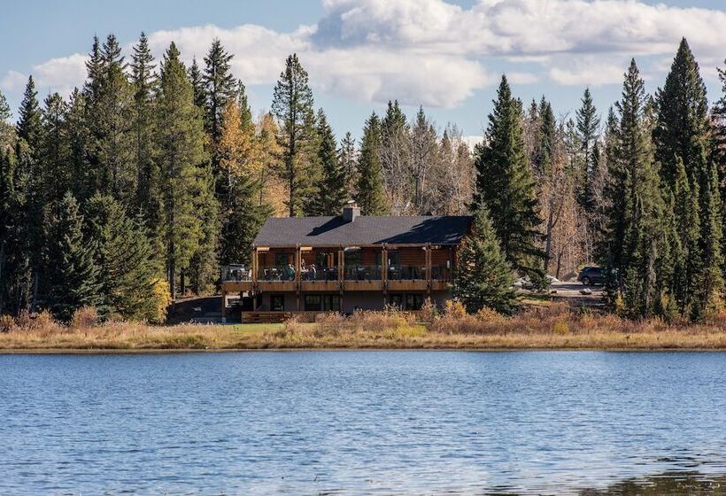 モーテル Schott’s Lake Conference & Resort