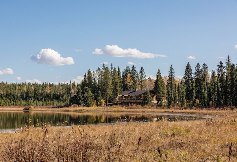 モーテル Schott’s Lake Conference & Resort