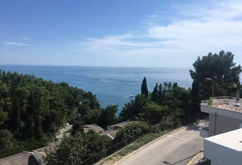 پانسیون Villa Dulsinea