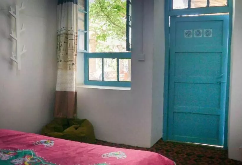Turpan Dap Youth Hostel