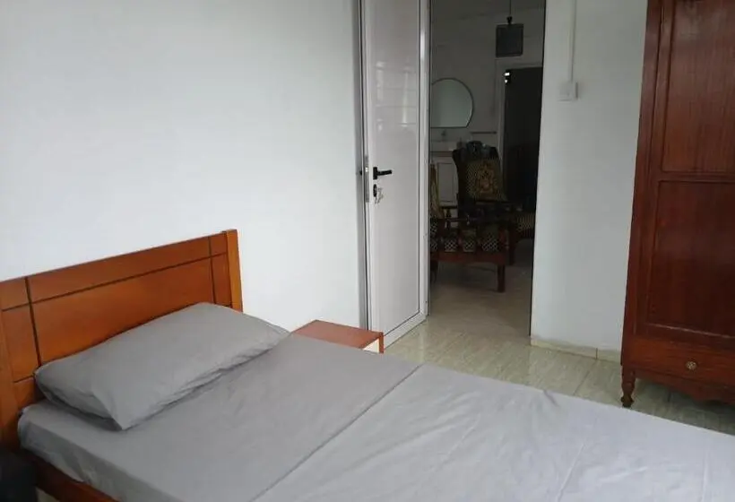 پانسیون Gris Gris Guest House