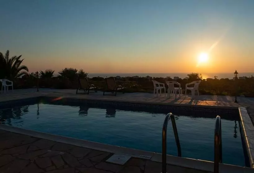 Hermes Villa