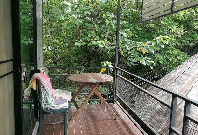 Szálloda Baan Din Camp And Art Suanphueng