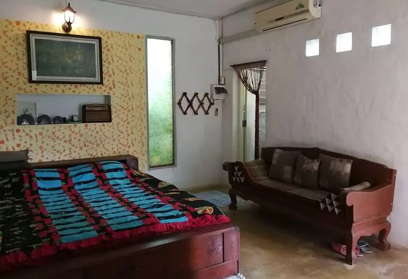 Hotelli Baan Din Camp And Art Suanphueng