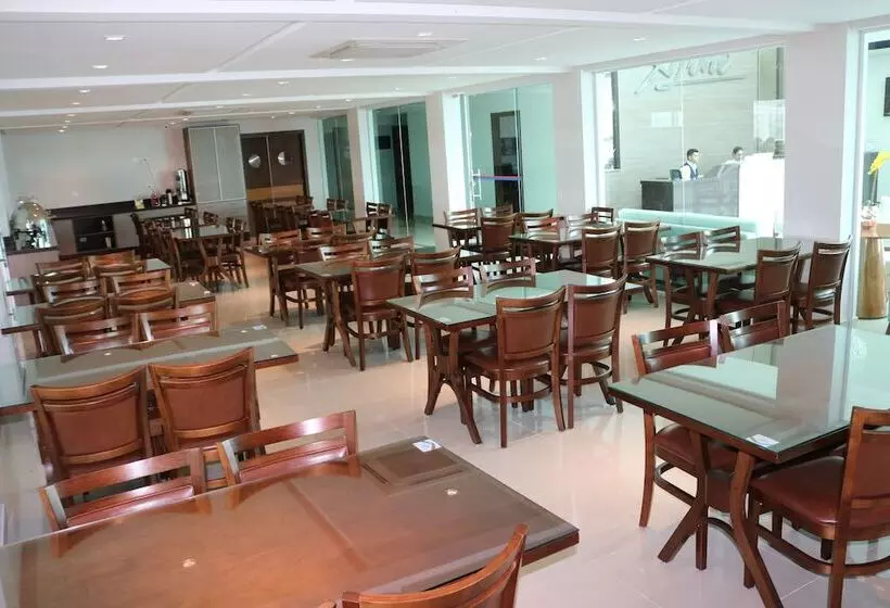 Hotelli Bristol Aline