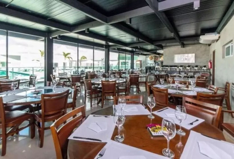 Hotelli Bristol Aline