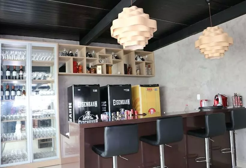 Hotelli Bristol Aline