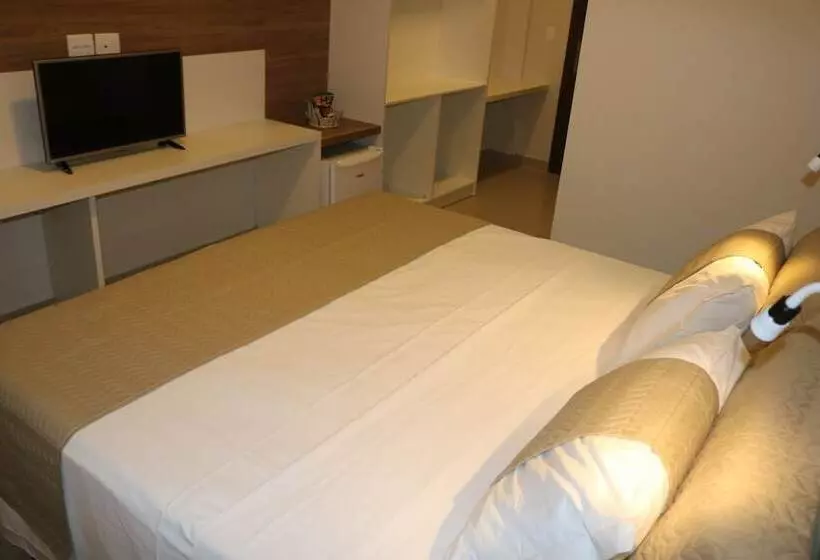 Hotelli Bristol Aline