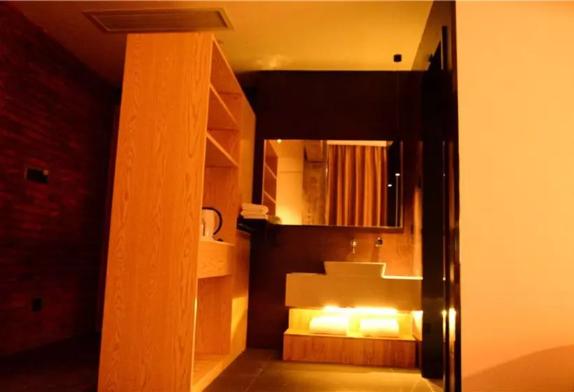 هتل Colour Inn Jiang Xi Zhang Shu Branch