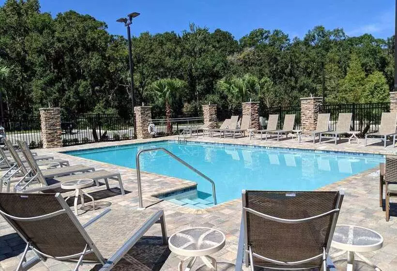 Hotelli Hilton Garden Inn Tampa Wesley Chapel, Fl