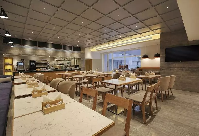 Hotelli Holiday Inn Express Bengaluru Yeshwantpur, An Ihg